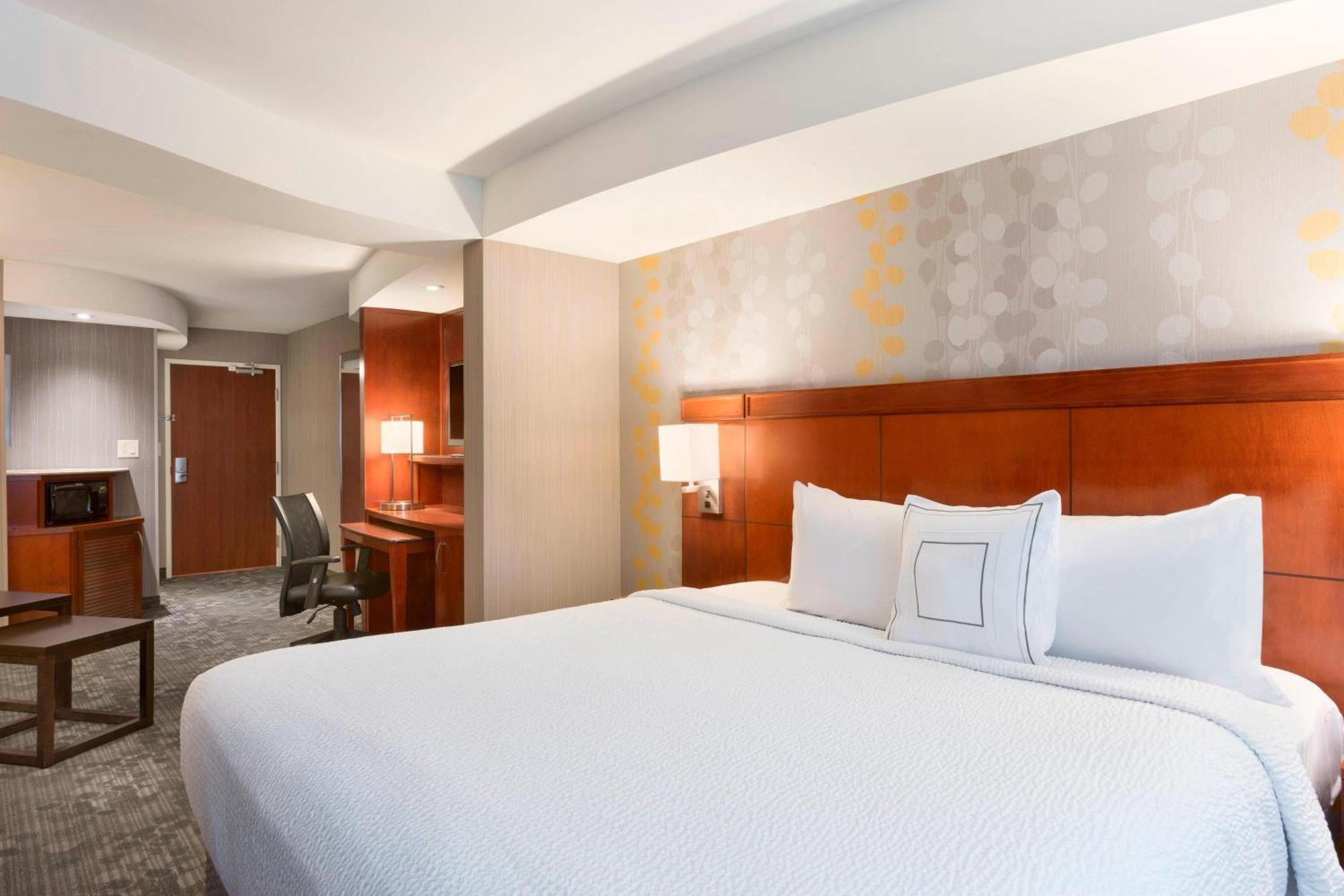 Courtyard By Marriott Kalamazoo Portage Exterior photo