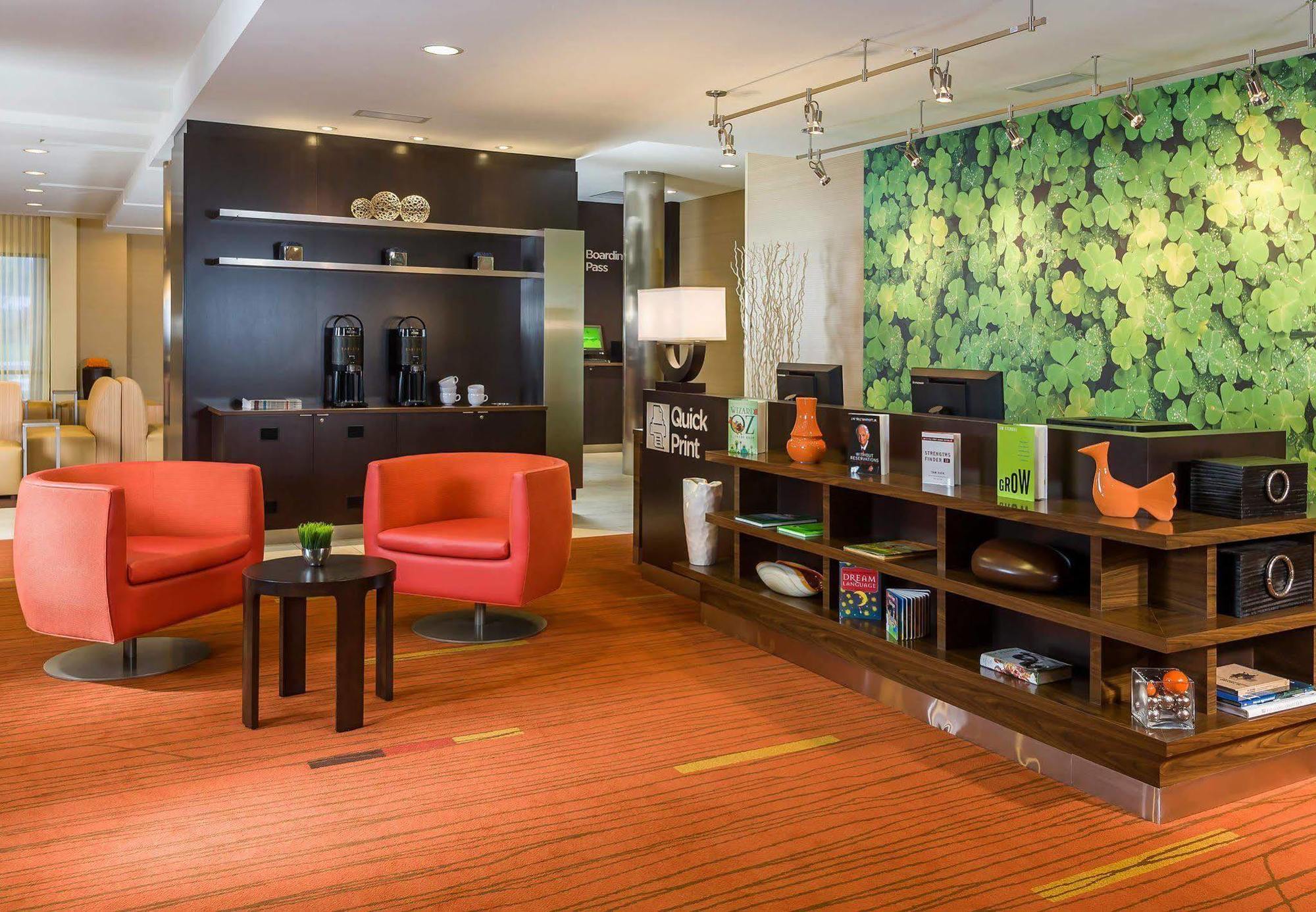 Courtyard By Marriott Kalamazoo Portage Exterior photo